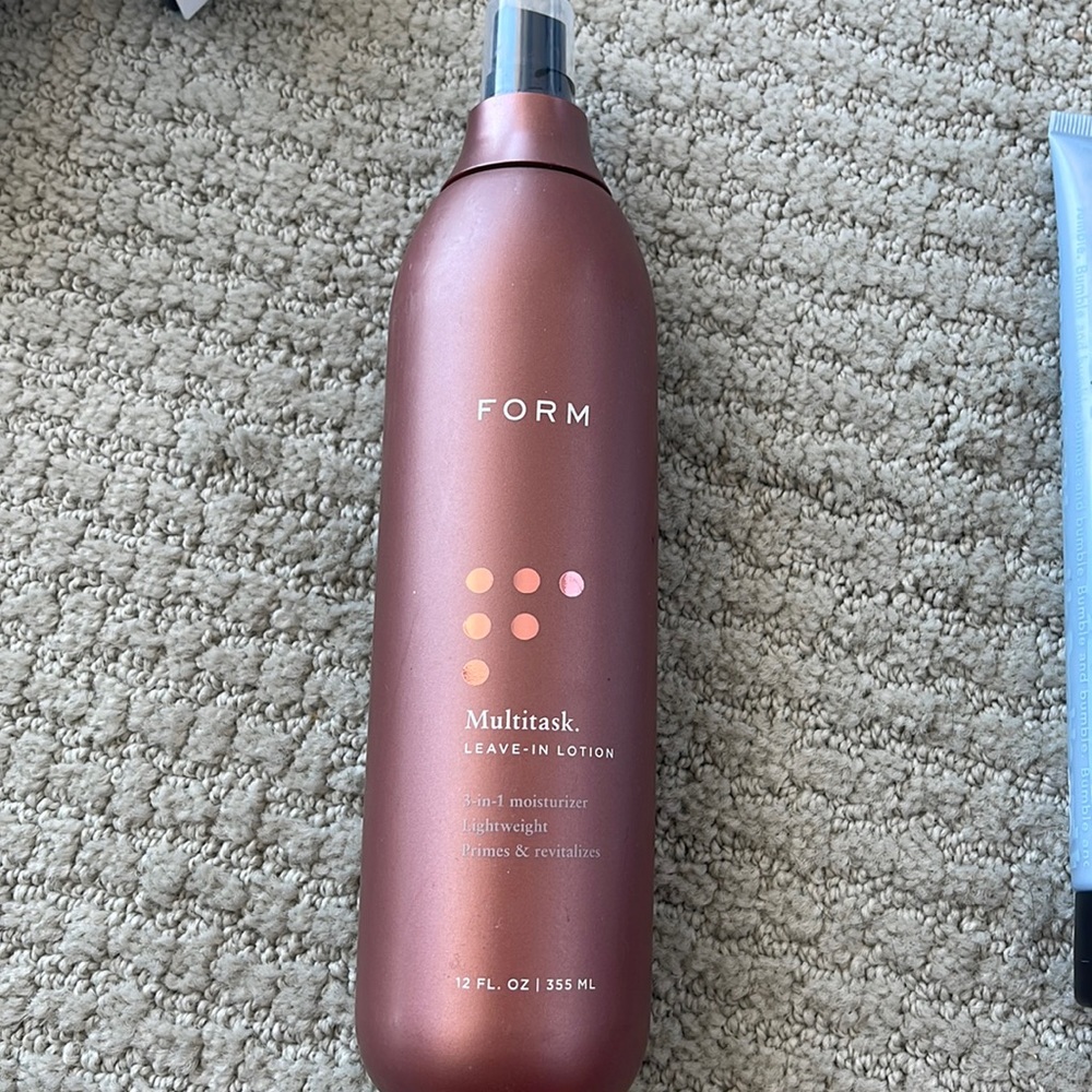 Form Multitask leave in lotion